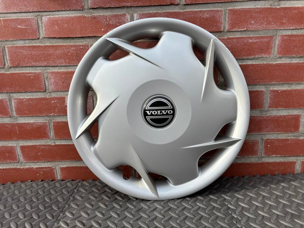 1 originele Volvo V70 en S70 wieldop 15 inch, Ophalen of Verzenden, Gebruikt