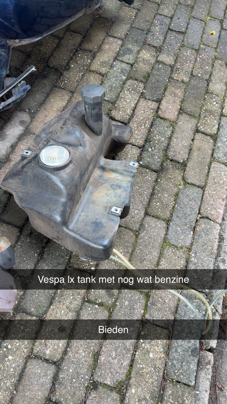 Vespa lx bezine tank met benzine kraan en slangen, Auto-onderdelen, Ophalen of Verzenden
