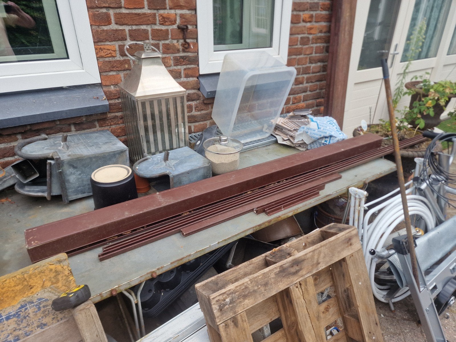 electr. zonwering 170 cm breed bruine bak en lijsten, Doe-het-zelf en Verbouw, Metalen, Ophalen