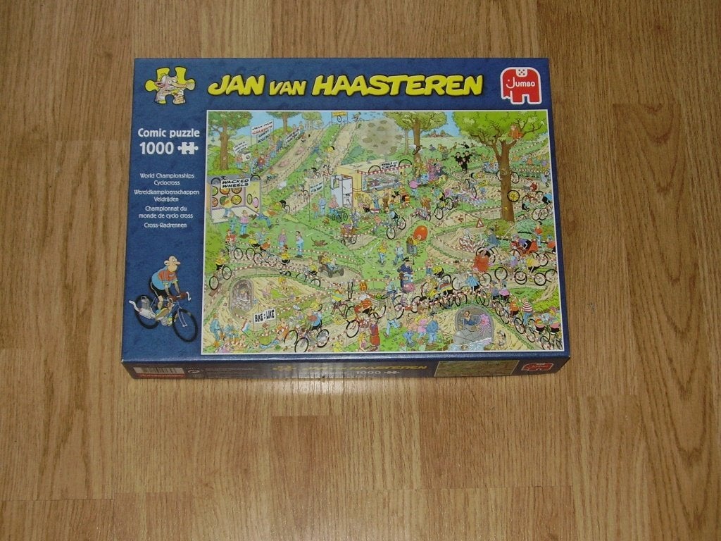 Jan van Haasteren - WK Veldrijden - (1000 stuks), Ophalen of Verzenden, 500 t/m 1500 stukjes, Zo goed als nieuw, Legpuzzel