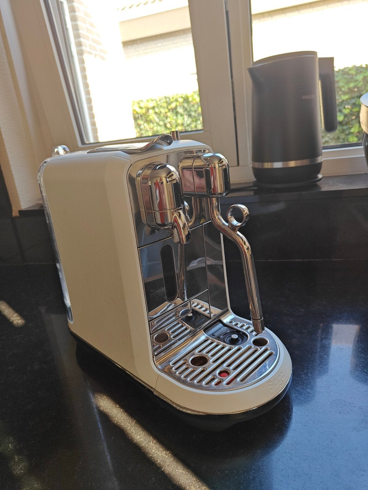Luxe Nespresso Sage Creatista Plus - Wit, Ophalen, Koffiepads en cups, Espresso apparaat, Zo goed als nieuw