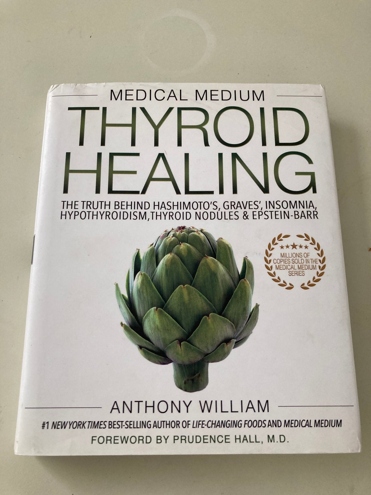 MEDICAL MEDIUM Thyroid Healing door Anthony William, Boeken, Ophalen of Verzenden, Gelezen, Kruiden en Alternatief