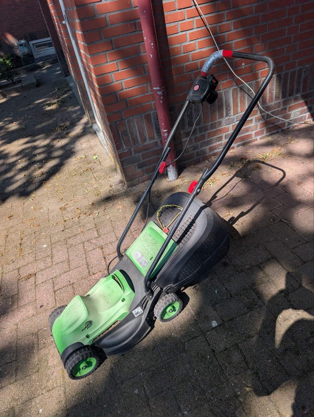 Florabest Elektrische Grasmaaier FRM 1200 - Gebruikt, Tuin en Terras, Grasmaaiers, Ophalen, Cirkelmaaier, Gebruikt, Opvangbak