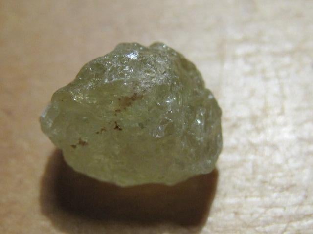 min. ruwe edelsteen GROSSULAAR (1), Verzenden, Mineraal