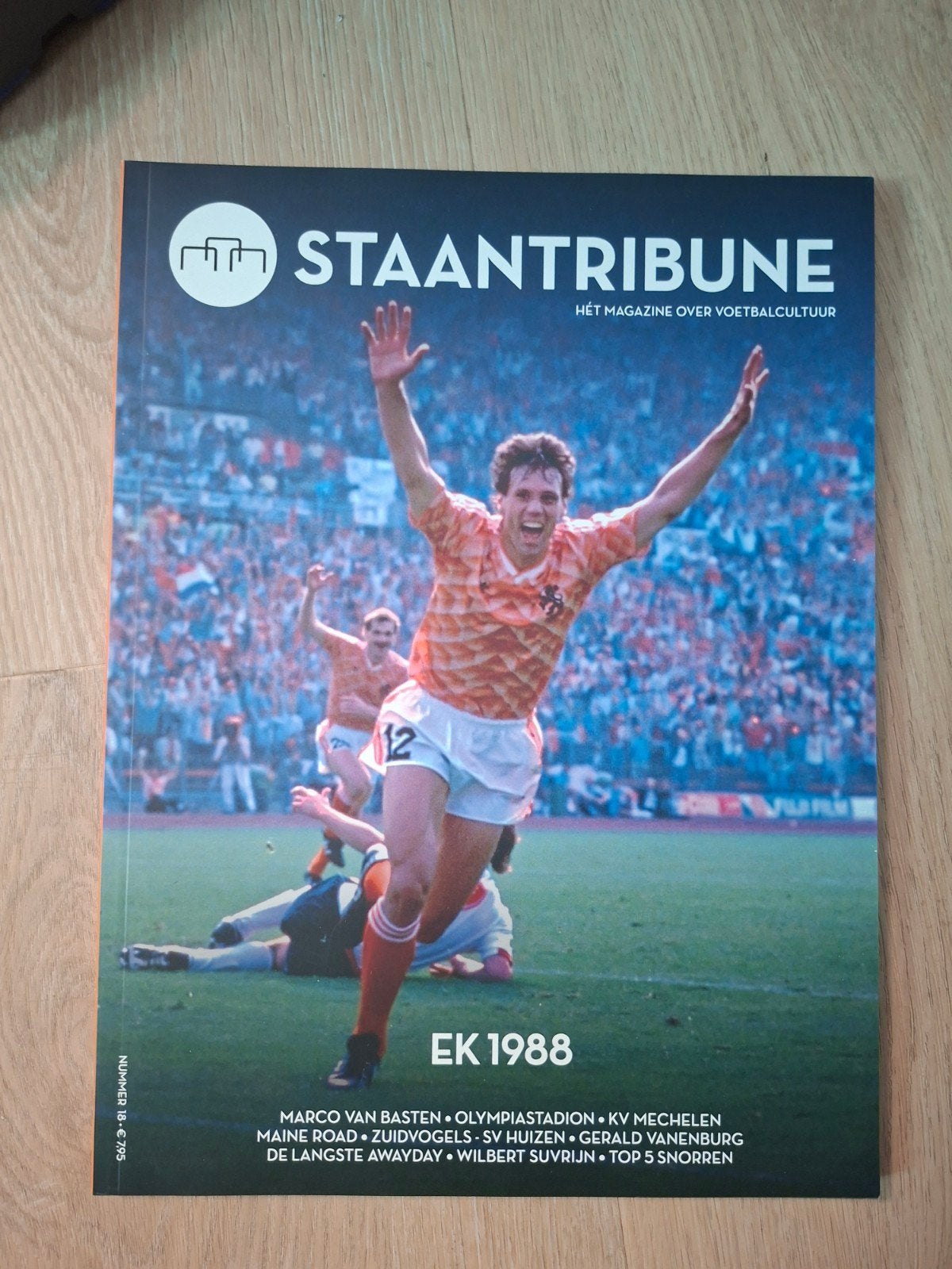 Staantribune Magazine NR 18, Ophalen of Verzenden, Buitenlandse clubs, Boek of Tijdschrift