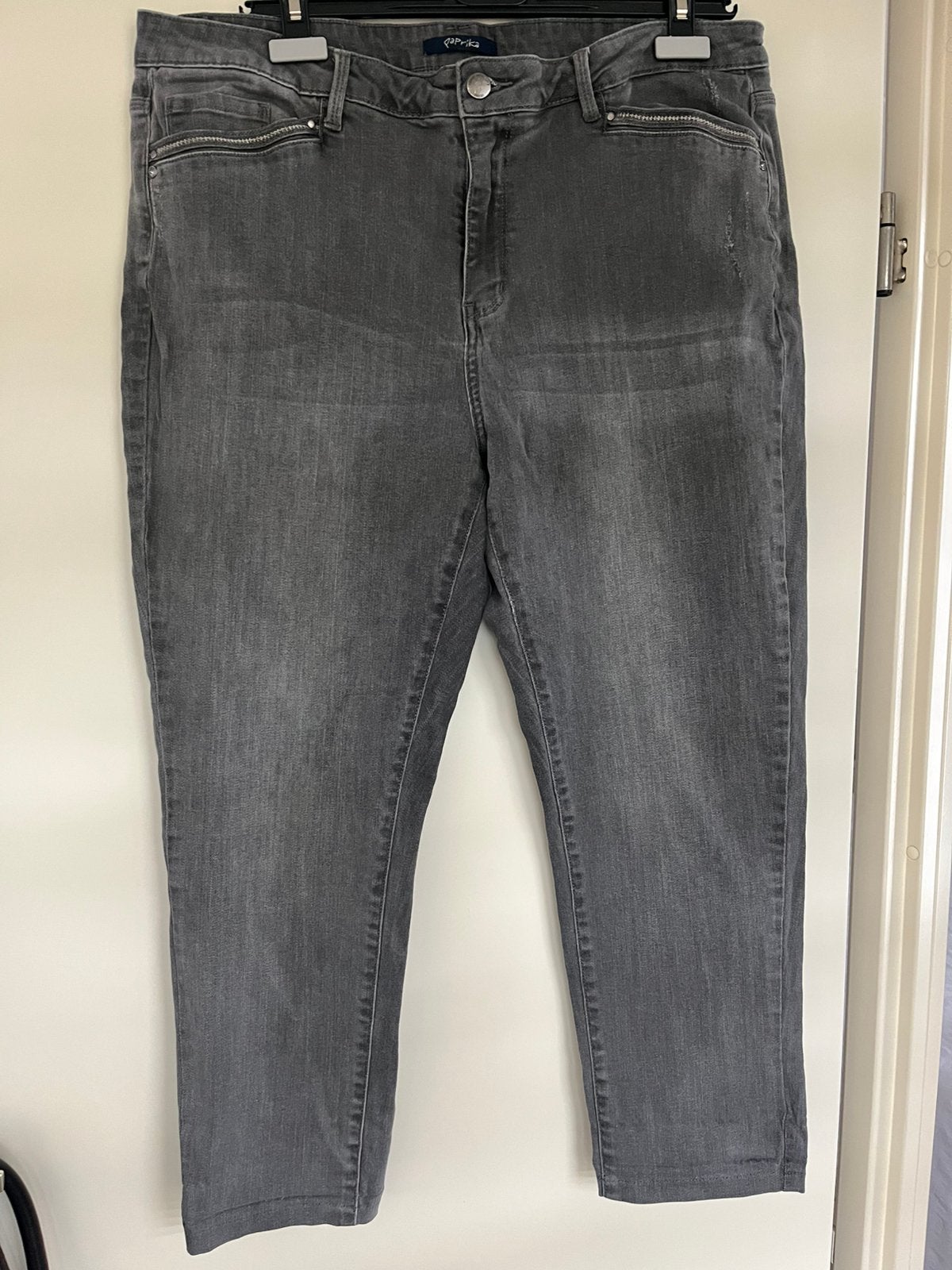 Paprika broek xxxl, Kleding | Dames, Ophalen of Verzenden, Zo goed als nieuw, Grijs, Overige jeansmaten