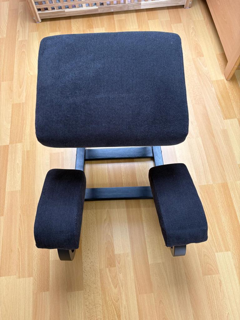 Te koop Ergonomisch knielstoel, Huis en Inrichting, Stoelen, Zo goed als nieuw, Eén, Ophalen