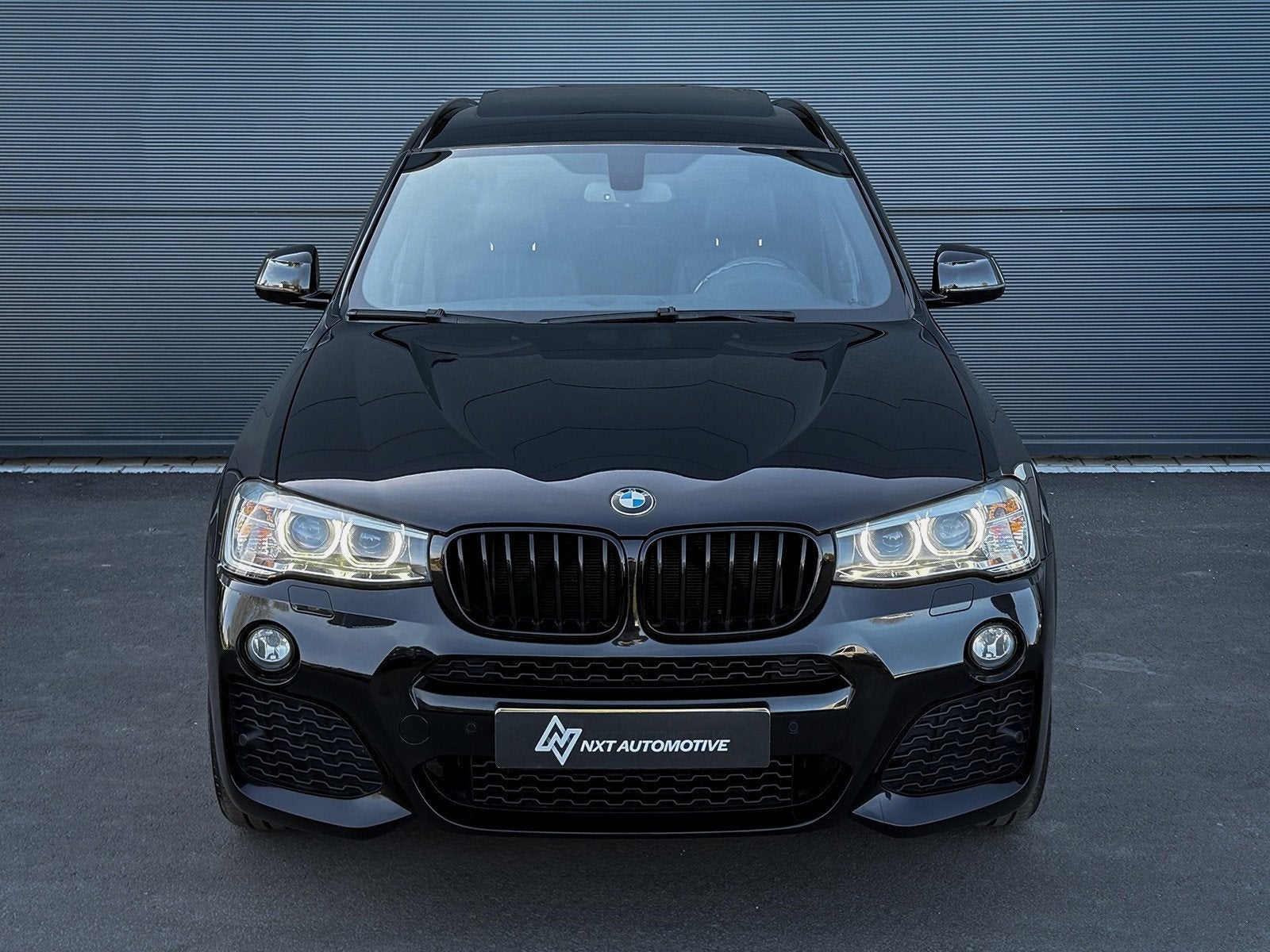 BMW X3 BMW X3 sDrive20i High Executive M Sport Edition, Pano, Automaat, Achterwielaandrijving, Gebruikt, 4 cilinders