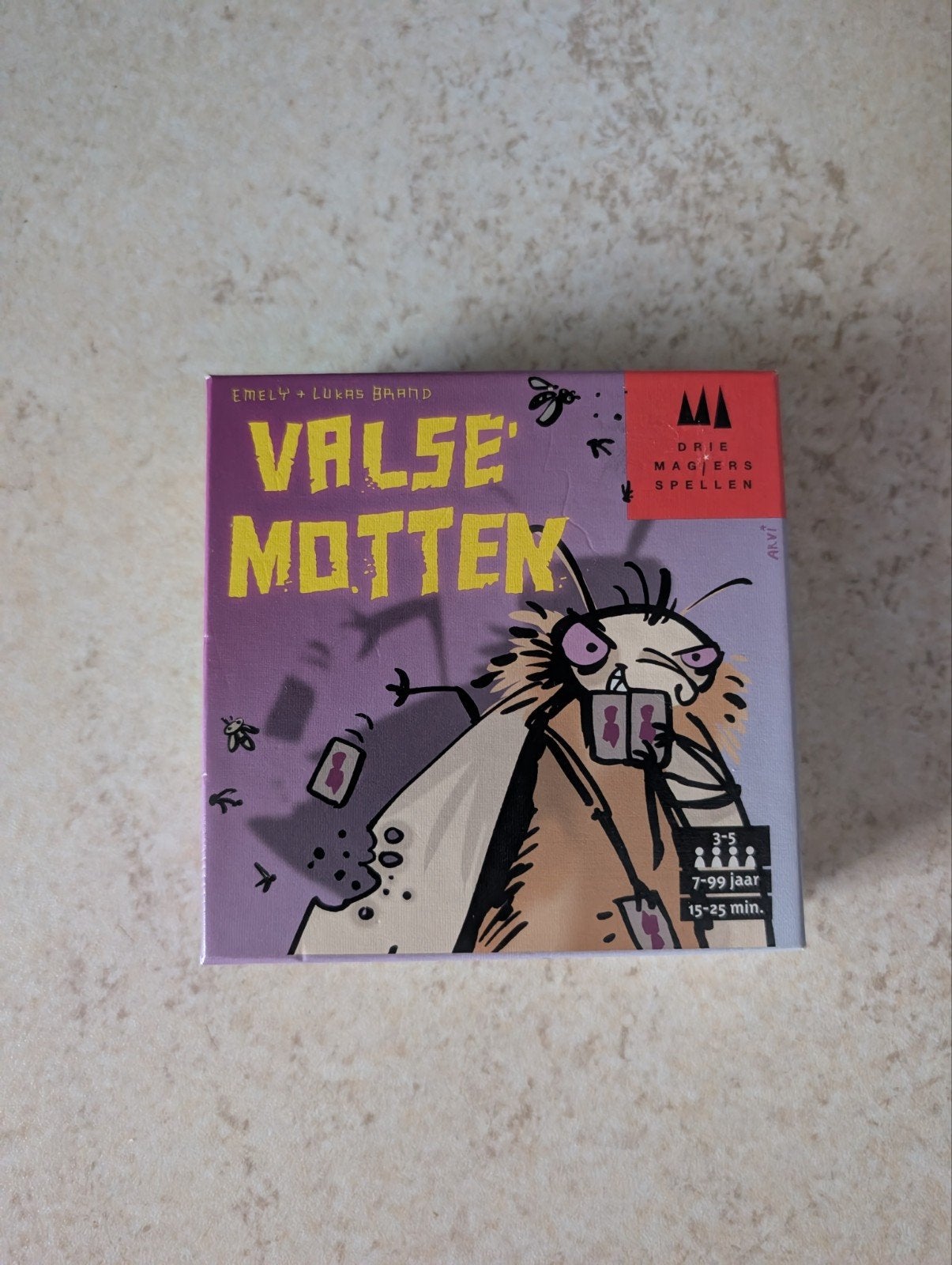 Valsche Motten - Leuk kaartspel voor jong en oud!, Vijf spelers of meer, Ophalen of Verzenden, Zo goed als nieuw, Drei Magier Spiele
