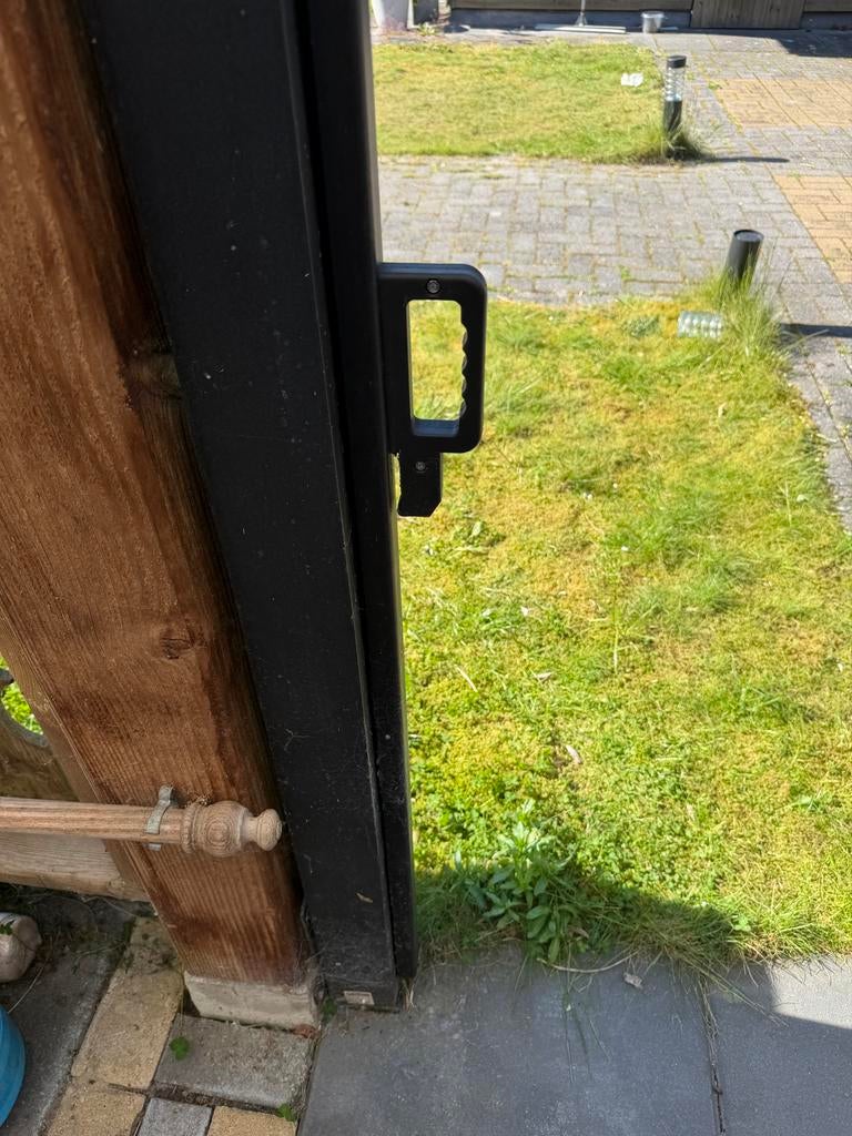 Zwart poortslot met klink - OWIM GmbH, Doe-het-zelf en Verbouw, Hang- en Sluitwerk, Ophalen, Gebruikt, Overige materialen, Slot