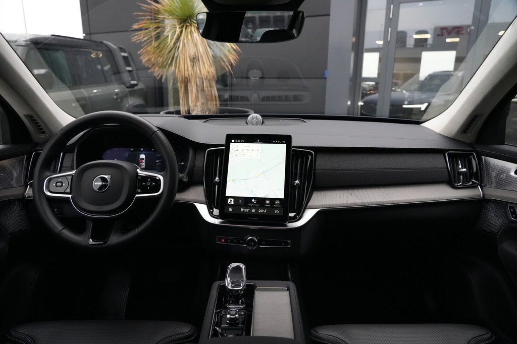 Volvo XC90 2.0 T8 FACELIFT Plug-in hybrid AWD Ultra Bright 4, Gebruikt, Zwart, 4 cilinders, 1969 cc