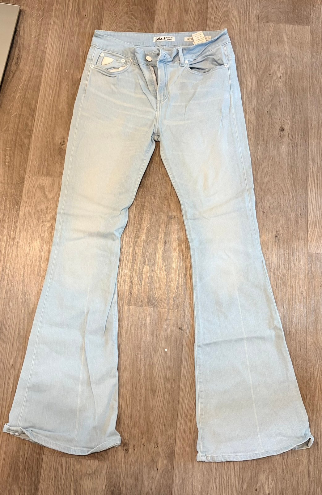 Lichtblauwe flared jeans Lois, Ophalen of Verzenden, Zo goed als nieuw, Blauw, W28 - W29 (confectie 36)