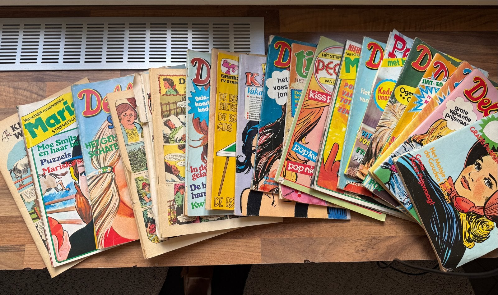 vintage striptijdschriften - Diverse titels: oa Debbie/Tina, Boeken, Meerdere stripboeken, Ophalen of Verzenden, Gelezen