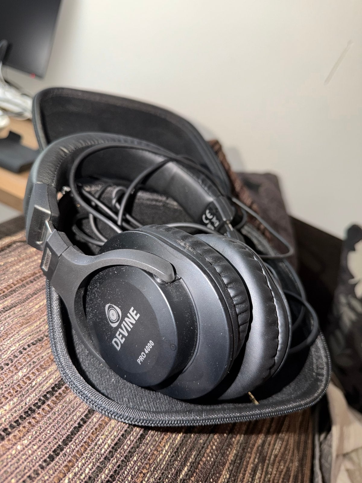 Divine Pro 4000 Headset - Zo goed als nieuw