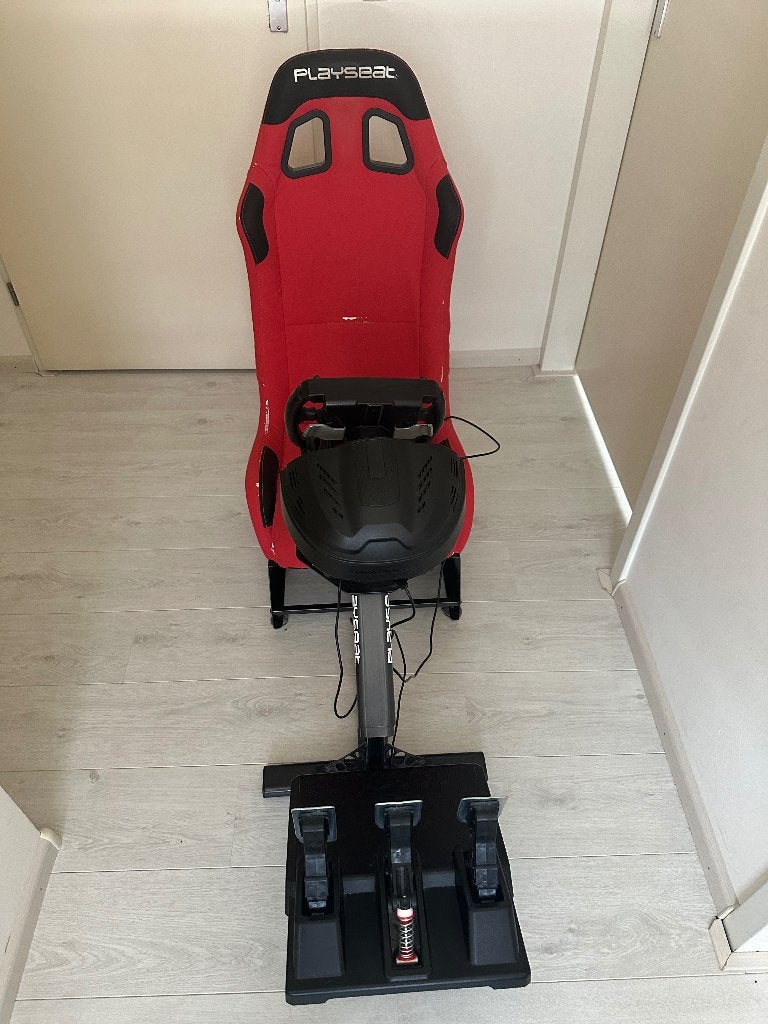 Playseat Evolution plus trustmaster t300 rs servo, Spelcomputers en Games, Spelcomputers | Sony PlayStation Consoles | Accessoires