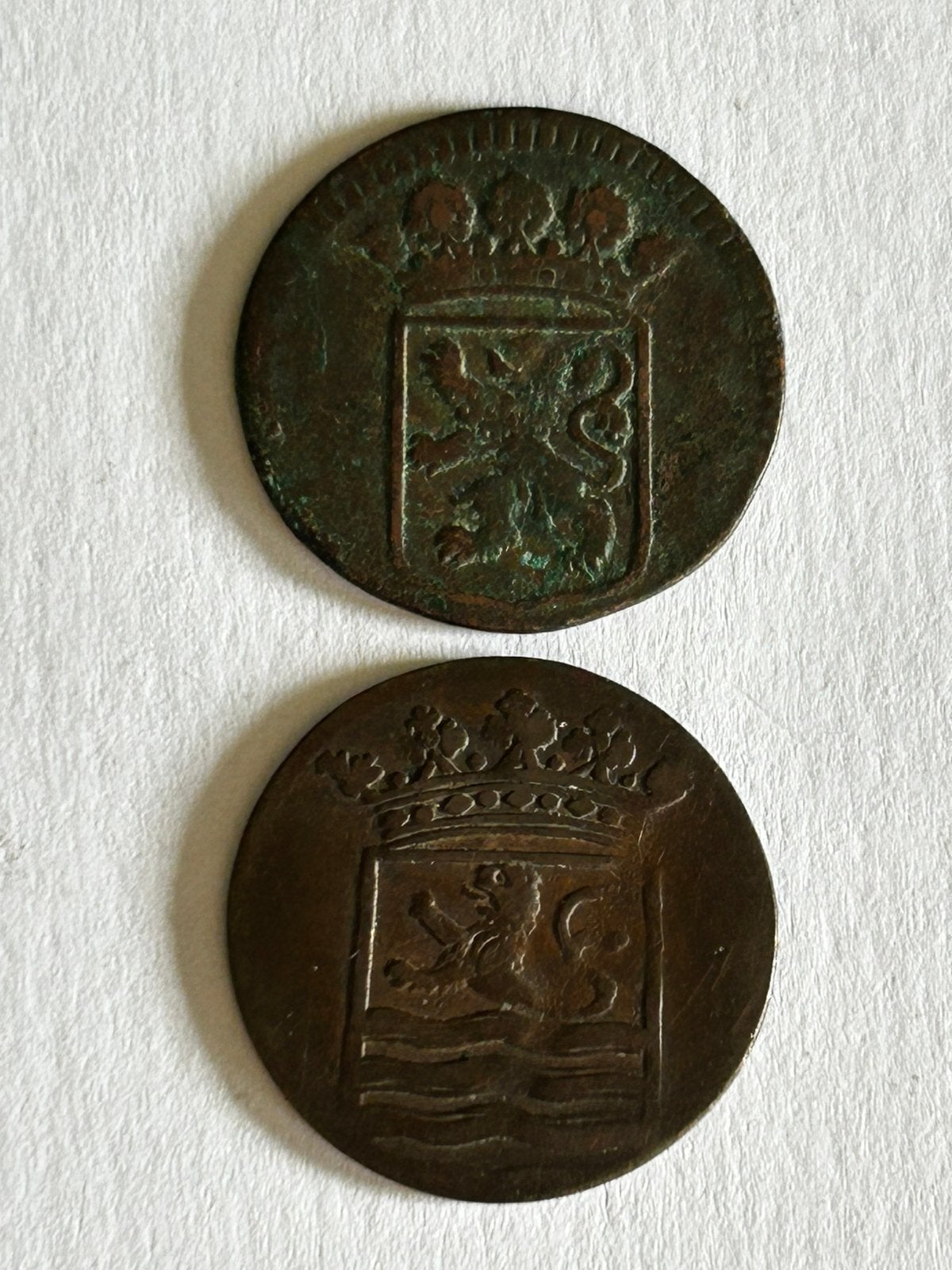 Set van 2 authentieke koperen VOC duiten (1734 & 1787), Ophalen of Verzenden, Vóór koninkrijk, Overige waardes, Setje