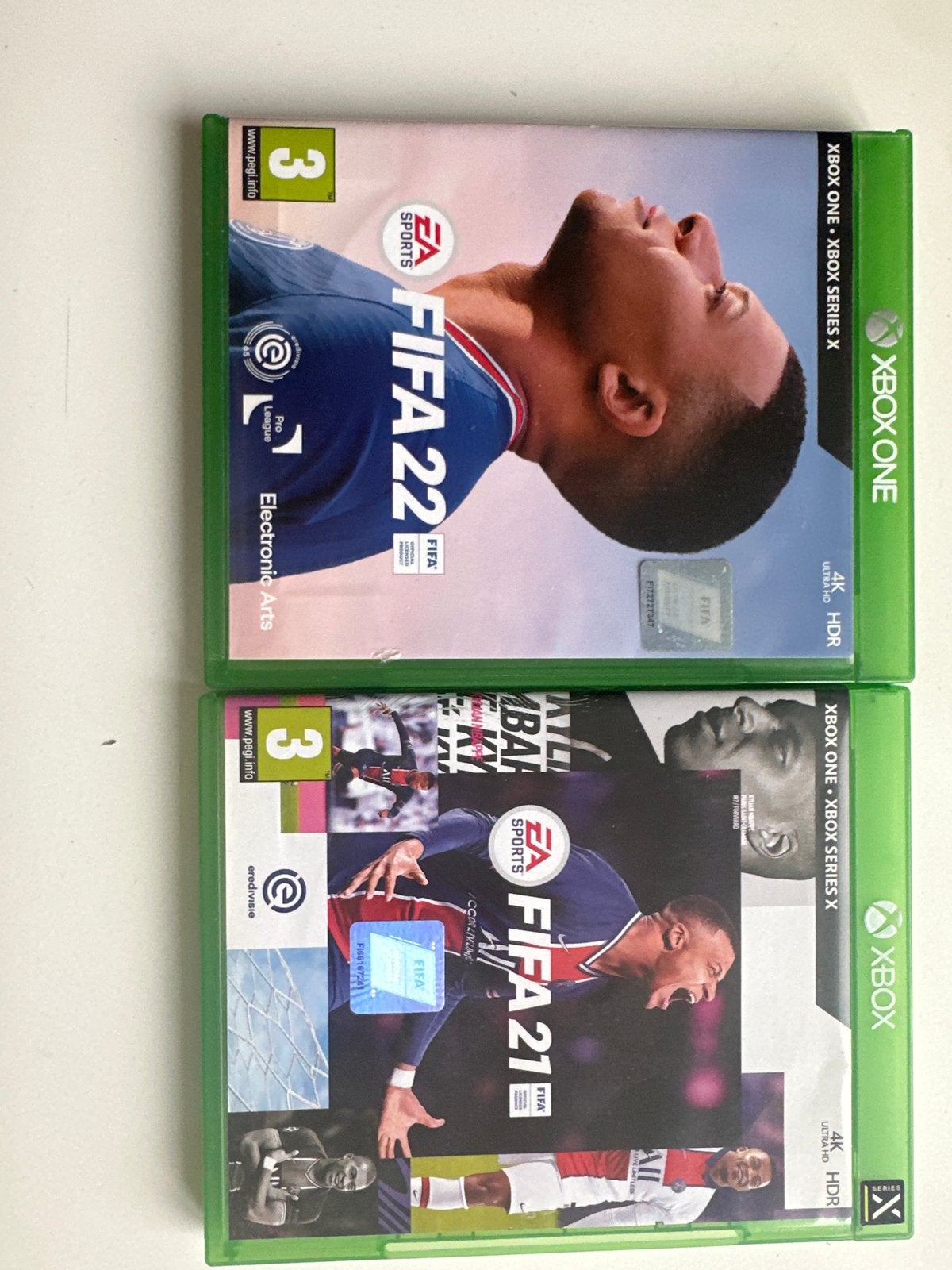 FIFA 21 en FIFA 22 voor Xbox One / Series X, Ophalen of Verzenden, Gebruikt