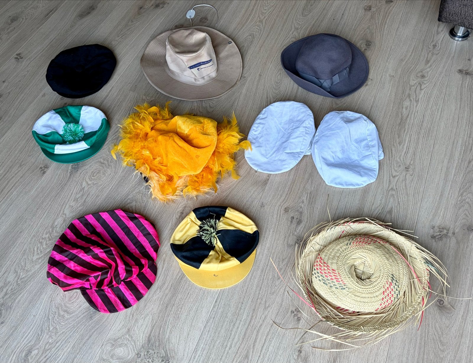 Hoeden en petten voor verkleedpartijen en feesten, Ophalen of Verzenden, Zo goed als nieuw, One size fits all, Hoed