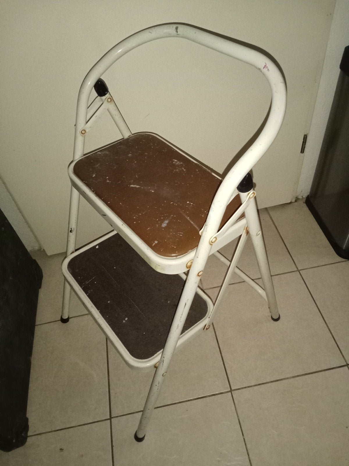 Keukentrapje / Huishoudtrap (2 treden), Ophalen, Gebruikt