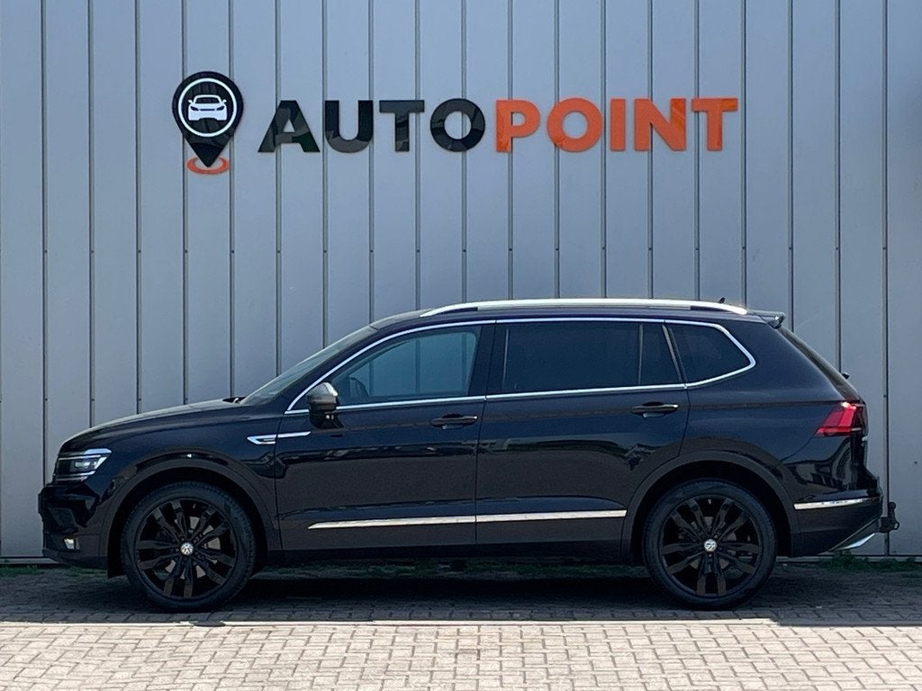 Volkswagen Tiguan Allspace 2.0 TSI 4Motion Highline Business, Auto's, Gebruikt, 1984 cc, Zwart, Bedrijf