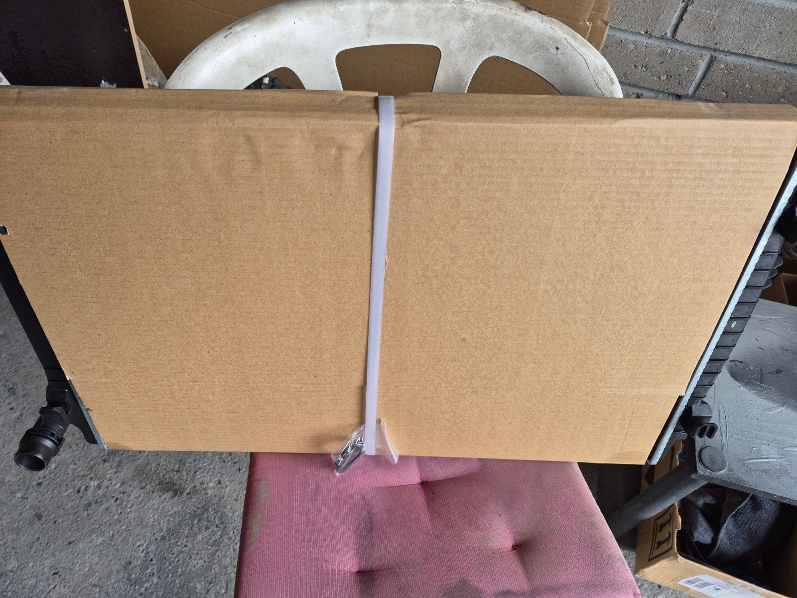 Nieuwe radiator golf 7 1.0  bj 2019, Ophalen of Verzenden, Nieuw