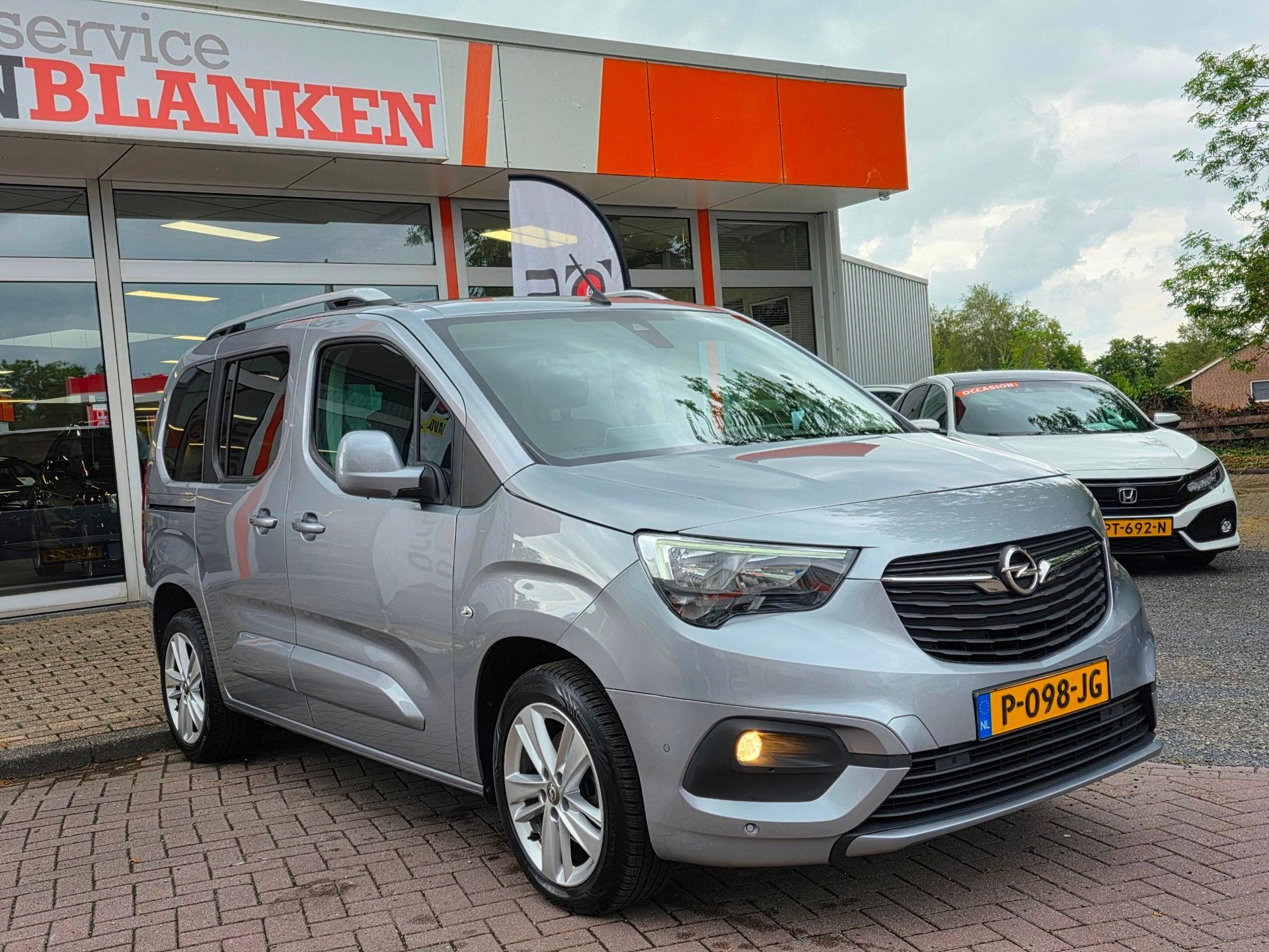 Opel Combo Tour 1.2 Turbo L1H1 Edition Automaat 5p BJ.2020 /, Auto's, Automatische klimaatregeling, Stof, Gebruikt, Euro 6