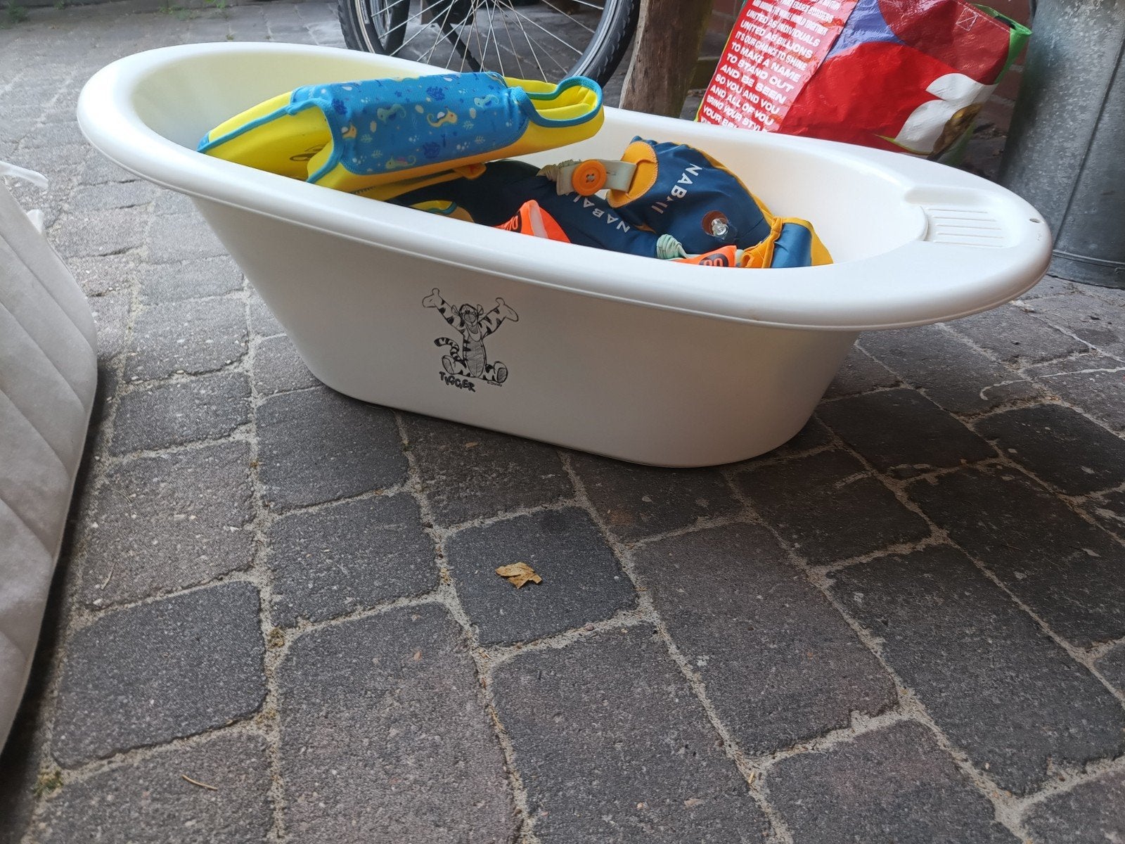 Babybadje, Ophalen, Badje