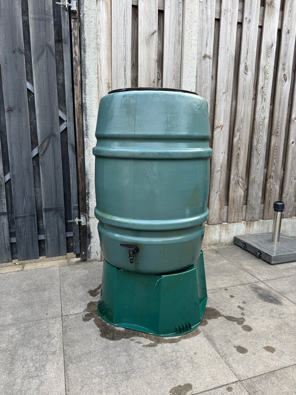 Regenton 168L, 150 liter of meer, Ophalen, Gebruikt