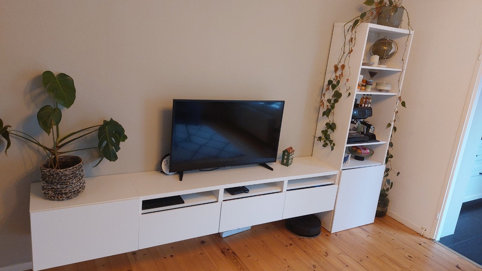 Witte kastenwand - staand, hangend en ladekastje, Huis en Inrichting, Kasten | Boekenkasten, Ophalen, Overige materialen, 200 cm of meer