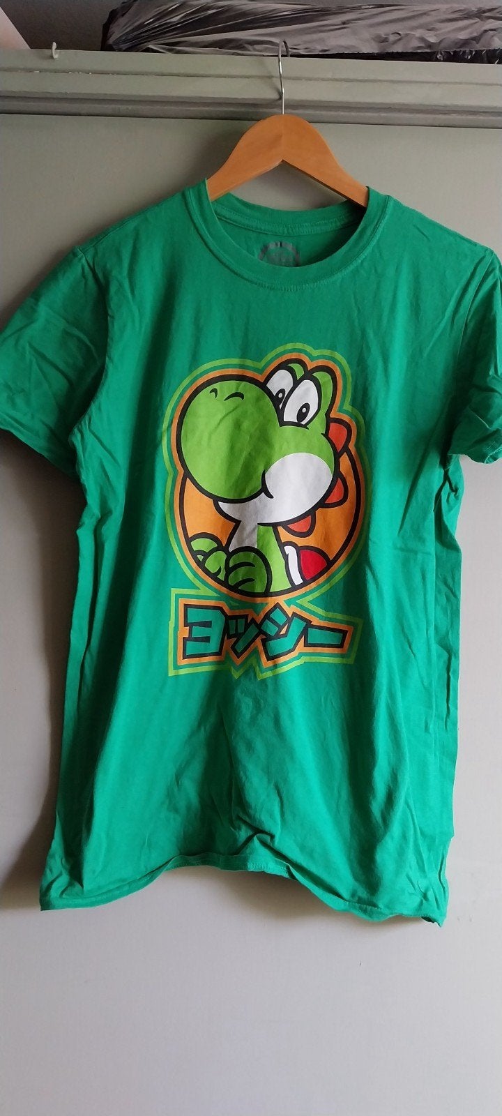 Groen Yoshi T-shirt - Nintendo Super Mario, Maat 38/40 (M), Nintendo, Ophalen of Verzenden, Korte mouw