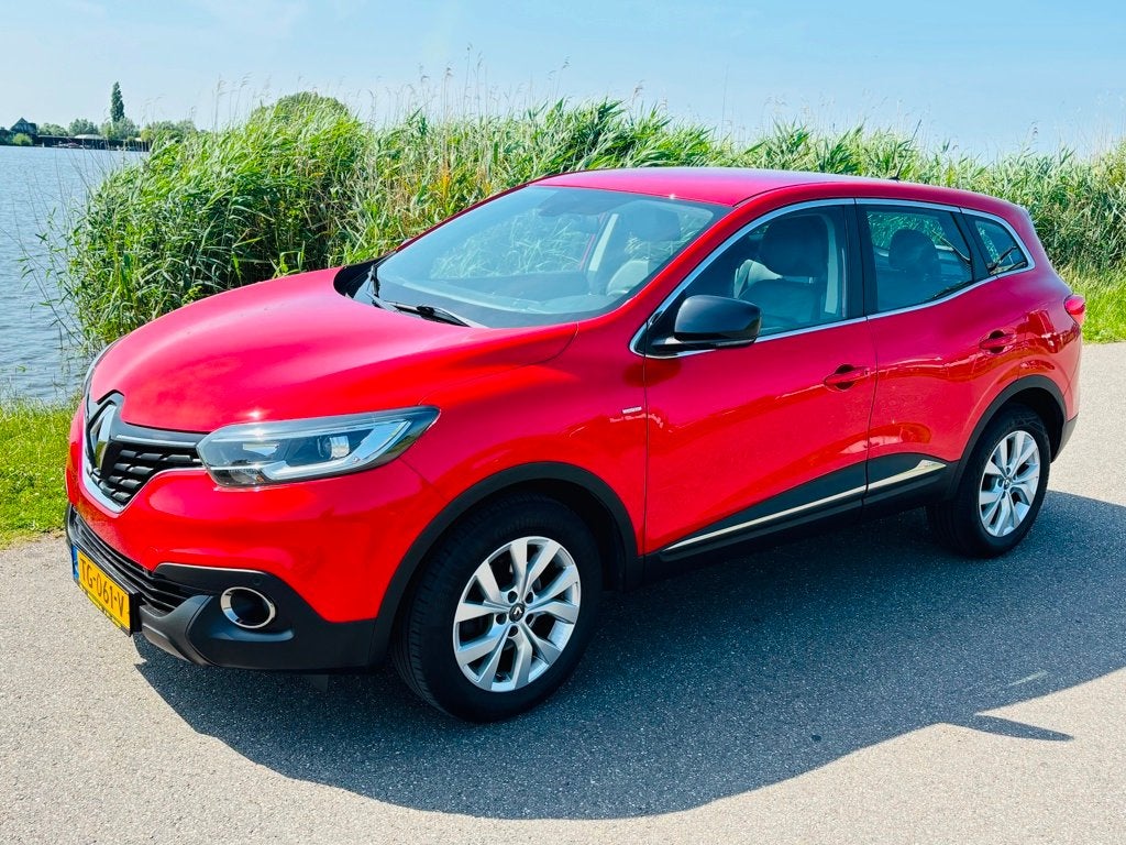 Renault Kadjar 1.2 TCe Limited|1e eigenaar|Airco|Bovag Garan, Auto's, 4 cilinders, Leder en Stof, Origineel Nederlands, Bedrijf