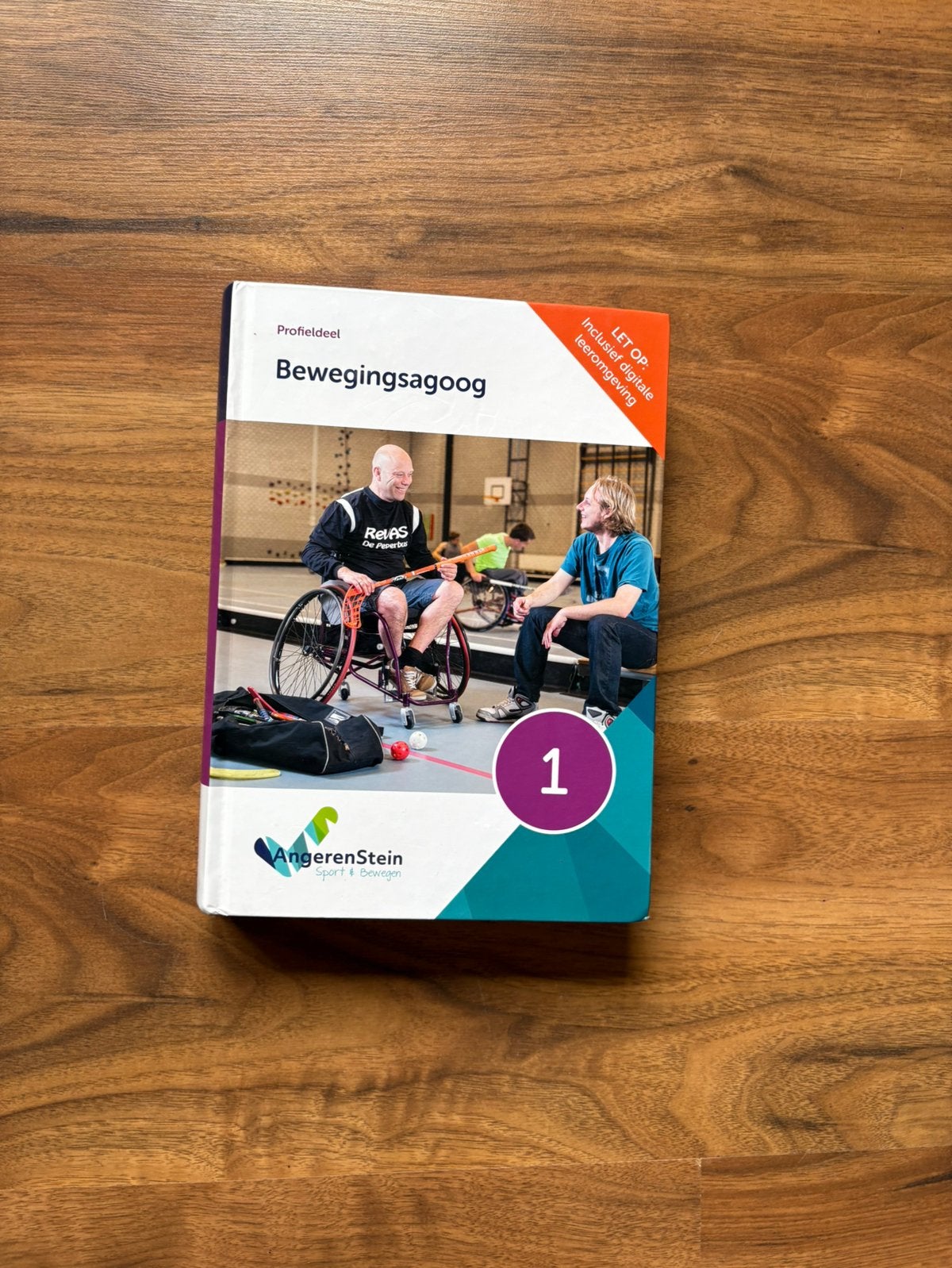 Bewegingsagoog 1 boek, Boeken, Ophalen of Verzenden, Zo goed als nieuw, Overige niveaus, Overige vakken