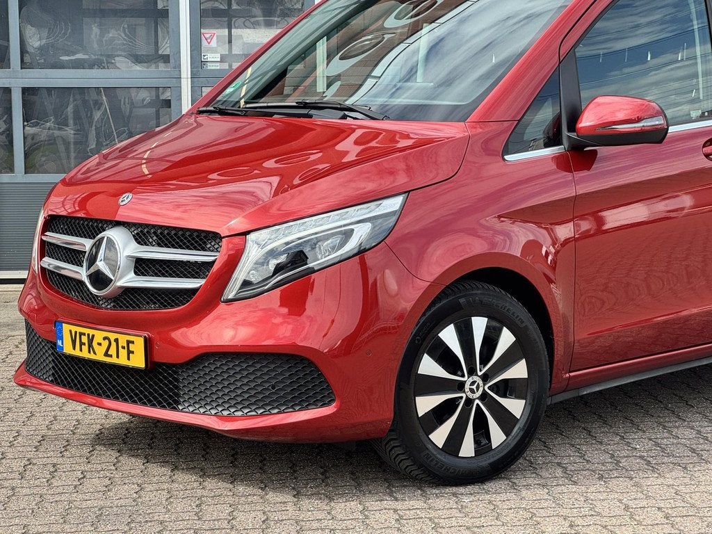Mercedes-Benz V-Klasse 300d L2 DC Avantgarde | Burmester | T, Gebruikt, 4 cilinders, Met garantie (alle), 2500 kg