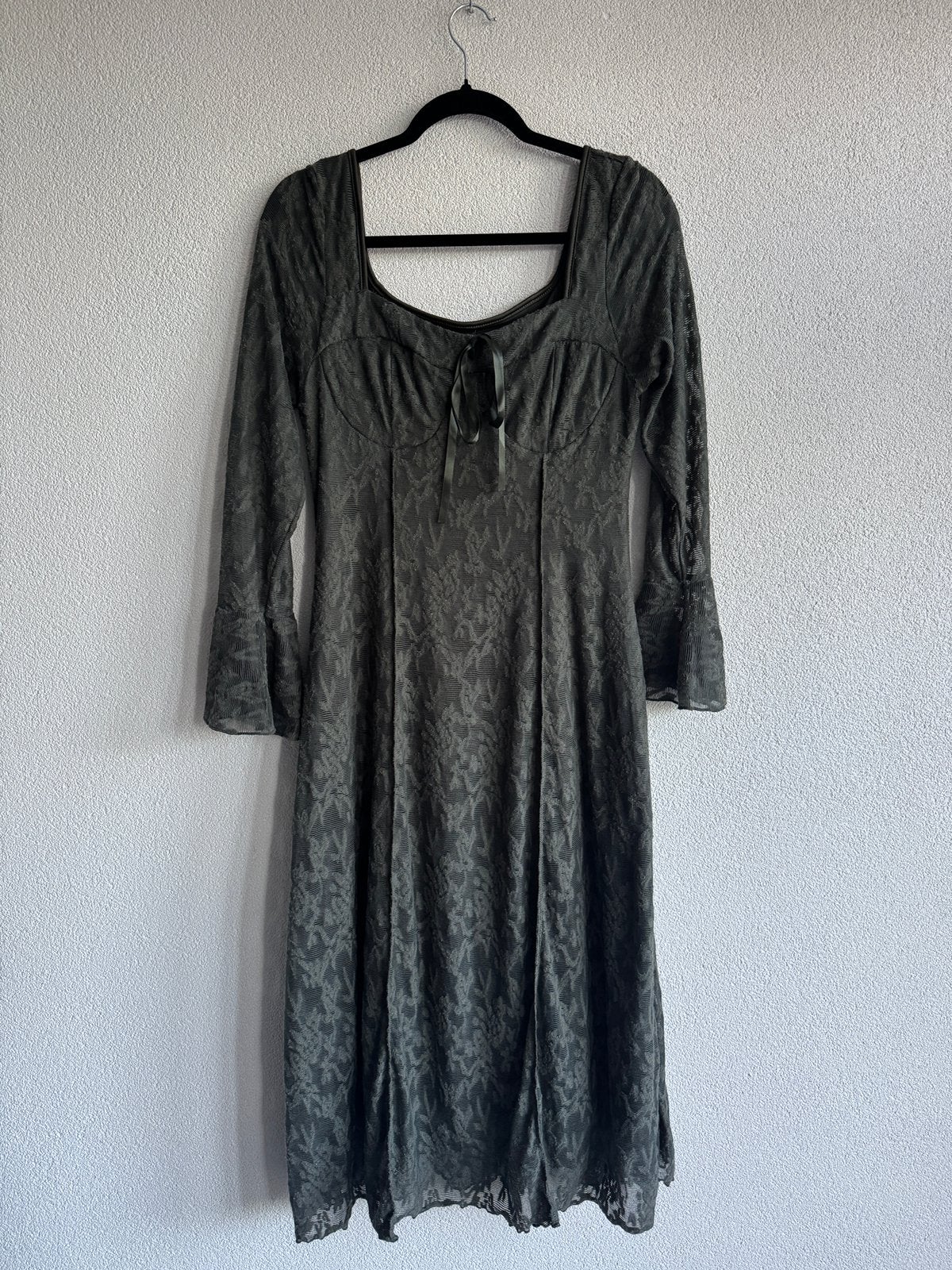 Shein mooie groene kanten midi jurk, Kleding | Dames, Jurken, Shein, Maat 42/44 (L), Zo goed als nieuw, Shein
