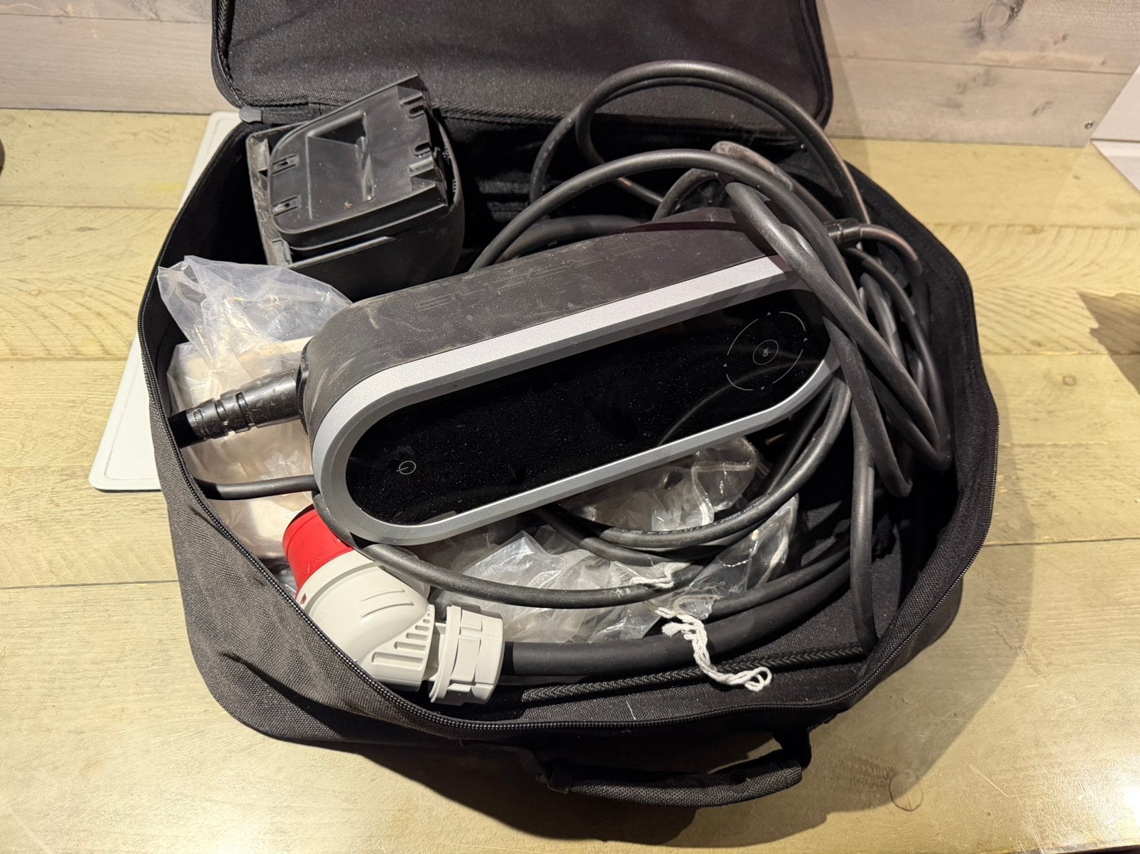 Porsche Universal Charger (AC) – Origineel, Porsche, Ophalen of Verzenden, Nvt, Nvt