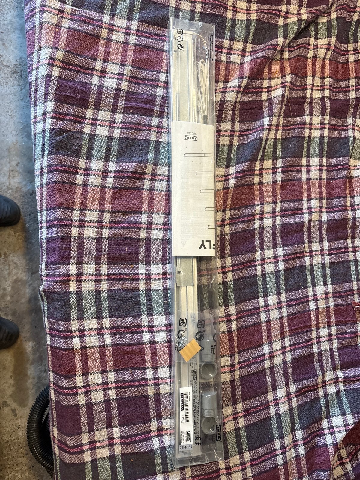 IKEA NORRFJÄLL led lamp kast, nieuw in verpakking, Verduisterend, Nieuw, Ophalen of Verzenden, Rolgordijn