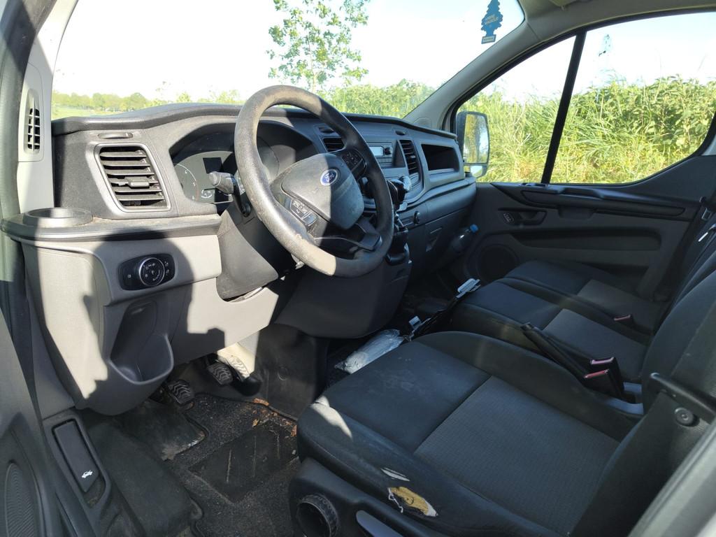 Ford Transit Custom 280 2.0 TDCI L1H1 *Motor defect* 3-Perso, Voorwielaandrijving, Stof, 4 cilinders, Wit
