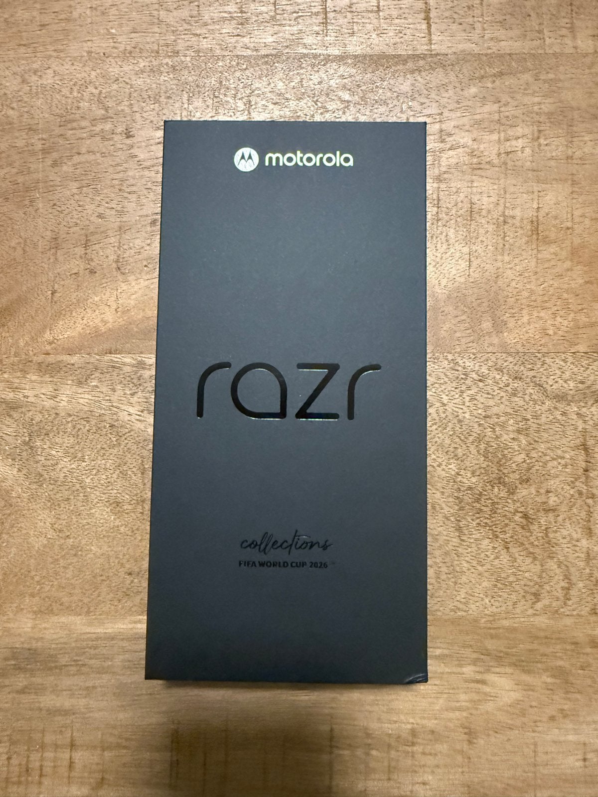 Motorola RAZR FIFA World Cup 2026 Limited Edition 256gb, Ophalen, Touchscreen, Nieuw, Inklapmodel