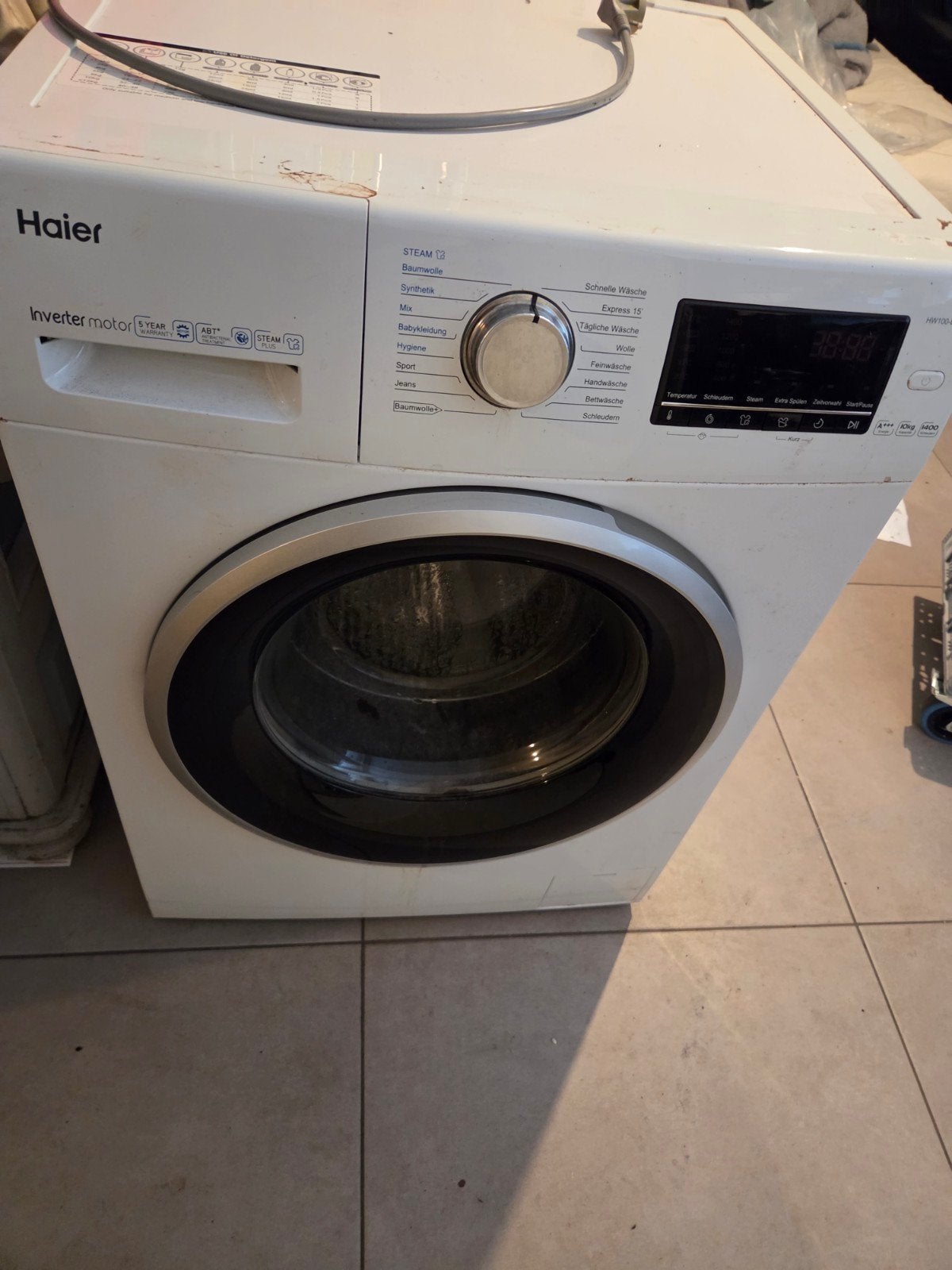 hier bij goed werkend wasmachine van haier, Ophalen, 1200 tot 1600 toeren, Gebruikt, 10 kg of meer