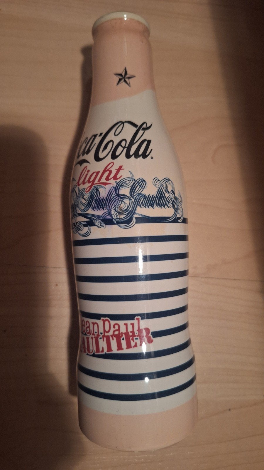 Coca-Cola Light Jean Paul Gaultier promotie flesje, Ophalen