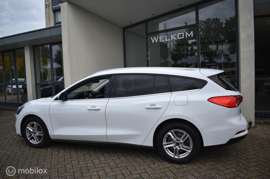 Ford Focus Wagon 1.0 EcoBoost Trekhaak Airco|Camera|LED, Euro 6, 1283 kg, Wit, Origineel Nederlands