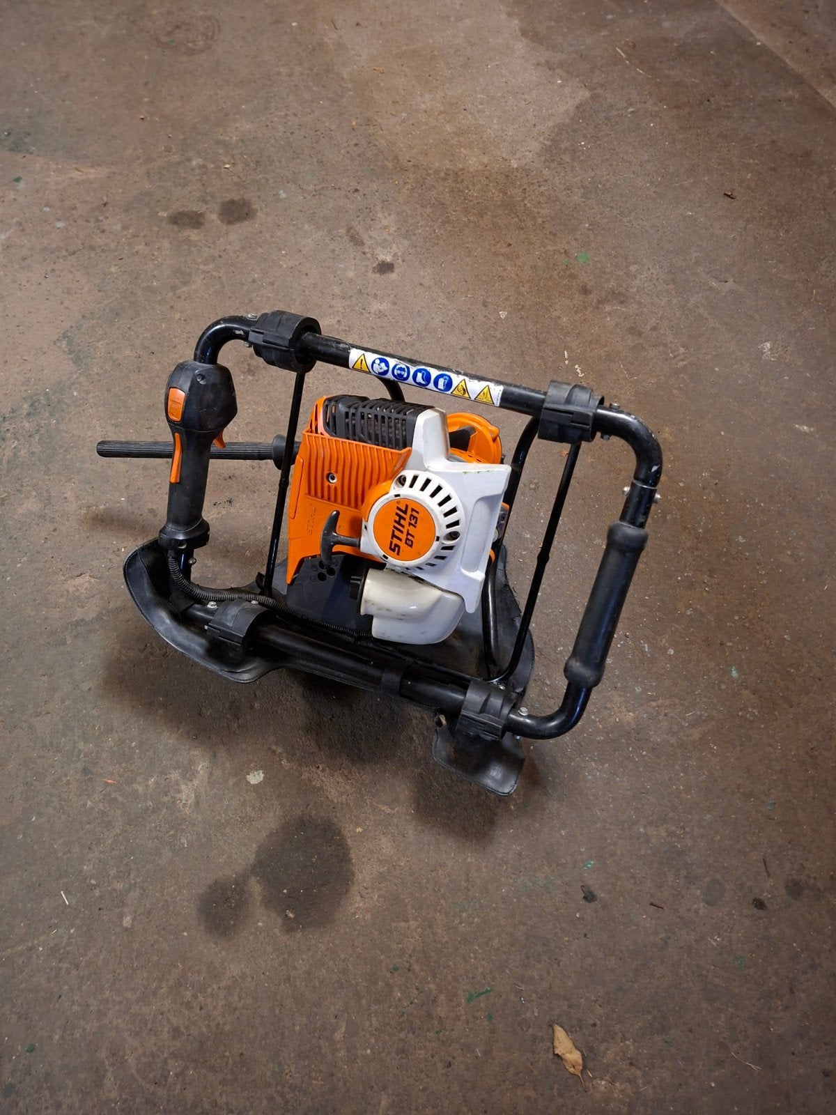 stihl bt 131 grondboor, Ophalen, Grondboor