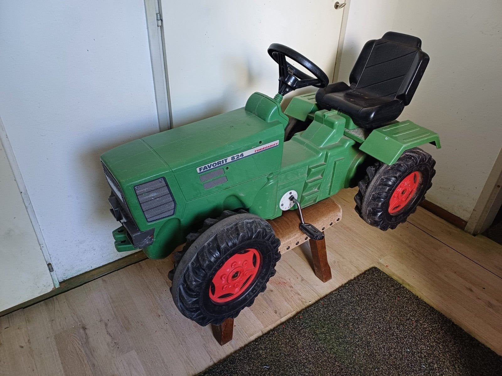 traptrekker fendt 824 voor de echte liefhebber, Ophalen of Verzenden, Zo goed als nieuw