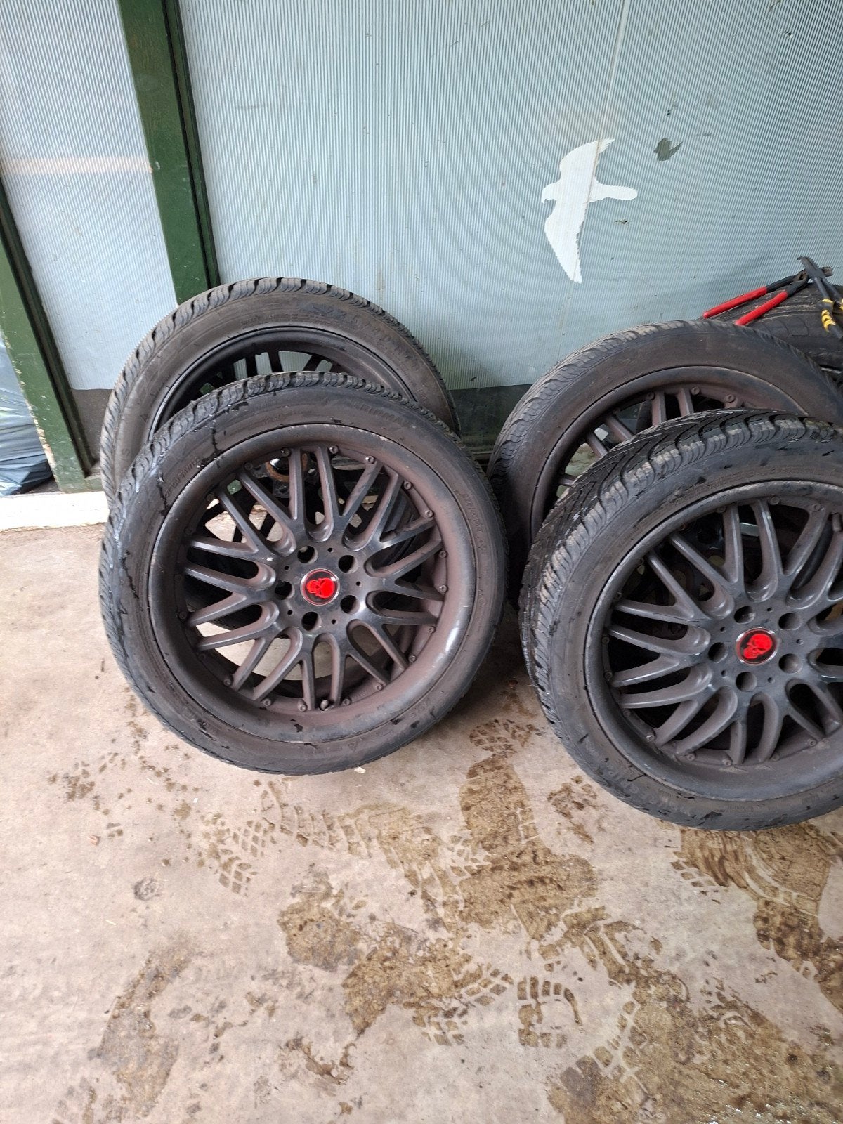 Set nette 18 inch velgen met banden, Auto-onderdelen, Banden en Velgen, Ophalen, 18 inch, Gebruikt, Banden en Velgen