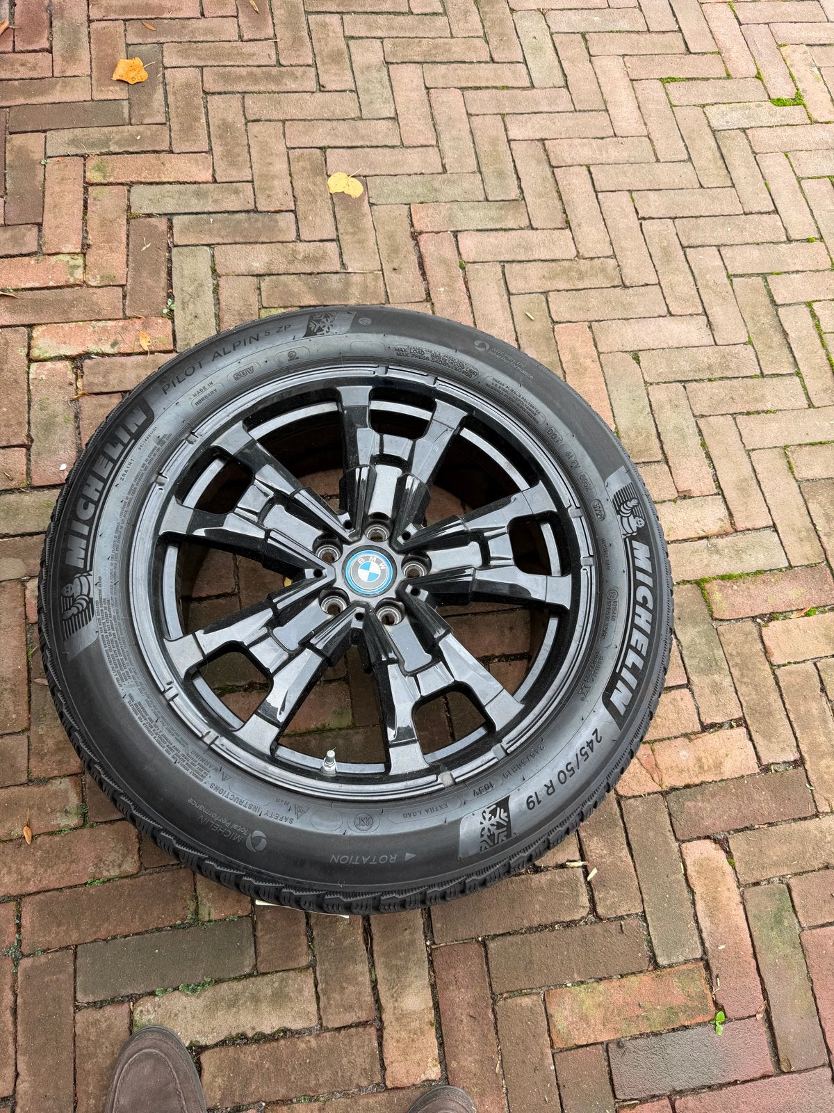 Winterwielen BMW iX3 (2023) Michelin Alpine 5 ZP 245/50 R19, Auto-onderdelen, 19 inch, Banden en Velgen, Terreinwagen, Gebruikt