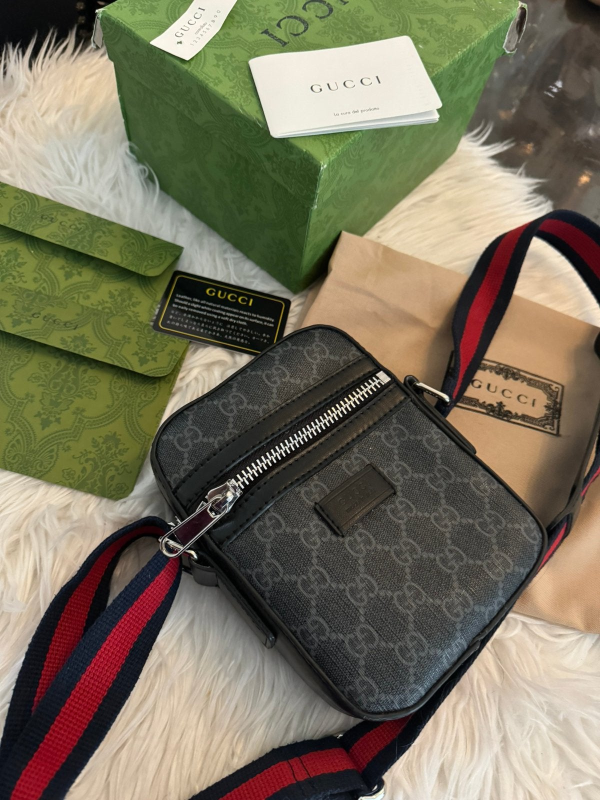 Gucci tasje, Ophalen of Verzenden, Nieuw, Zwart
