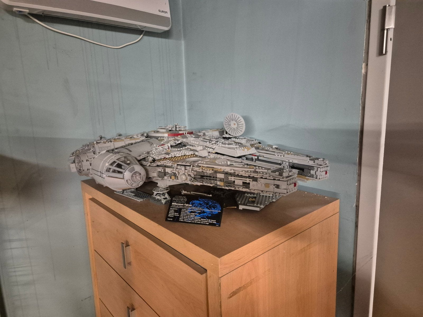 Lego millenium falcon, Ophalen of Verzenden, Zo goed als nieuw