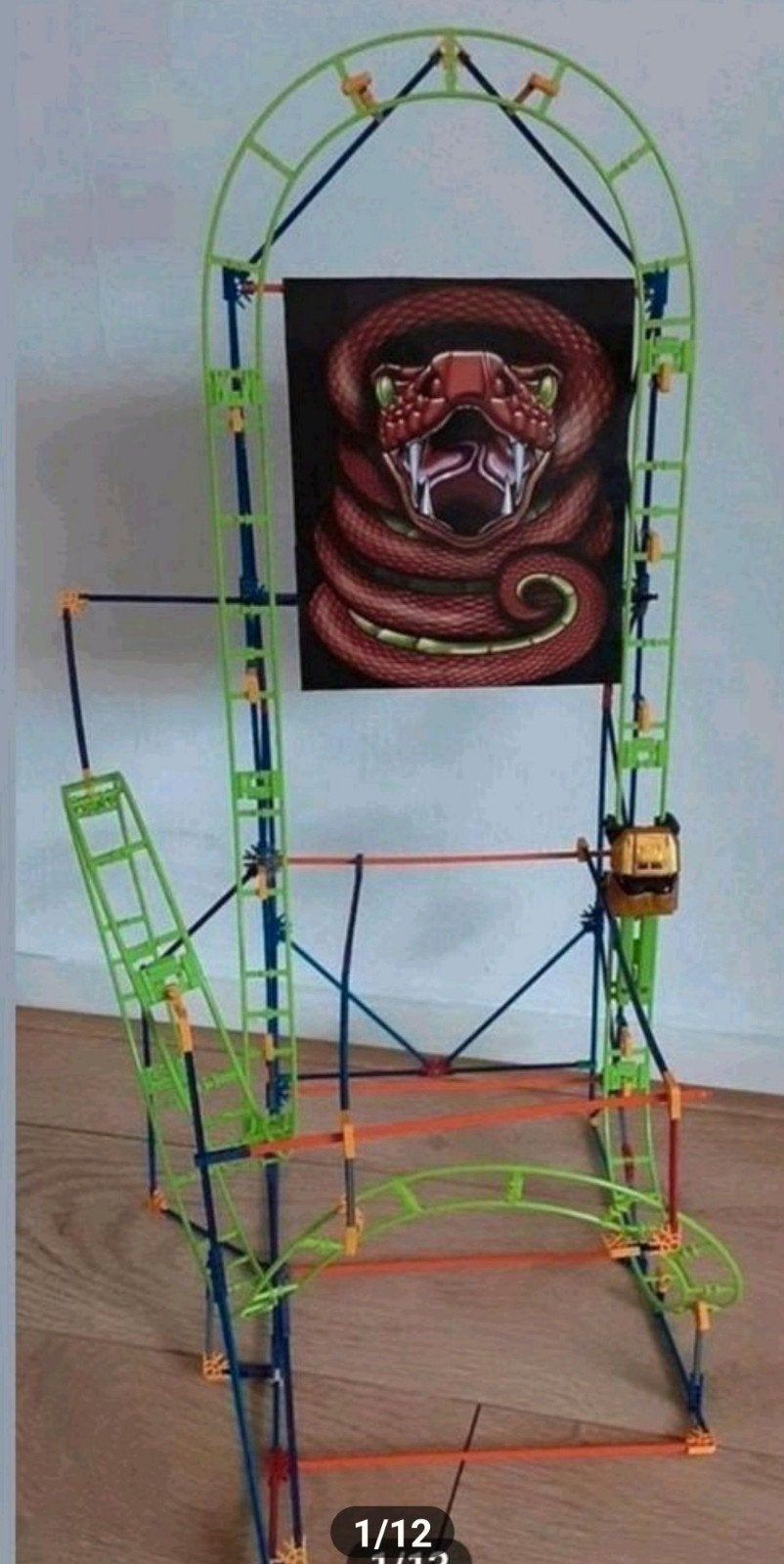 SPLINTERNIEUWE GROTE K.NEX ACHTBAAN MET BOUWTEKENING COMPLEE, Ophalen of Verzenden