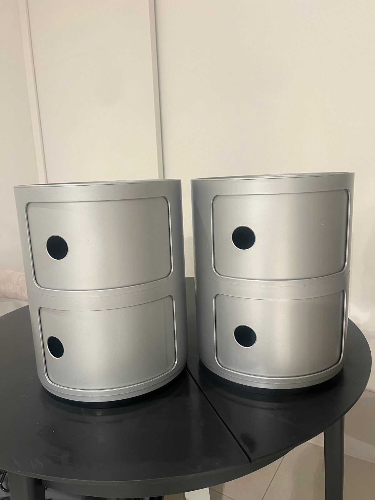 Kartell componibili nachtkastje zilver  doorsnee 32 cm, Ophalen, Kunststof, Gebruikt, Minder dan 45 cm