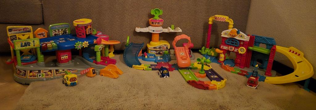 Vtech Toet Toet: garage, luchthaven, brandweerkazerne, Ophalen of Verzenden, Gebruikt, 2 tot 4 jaar